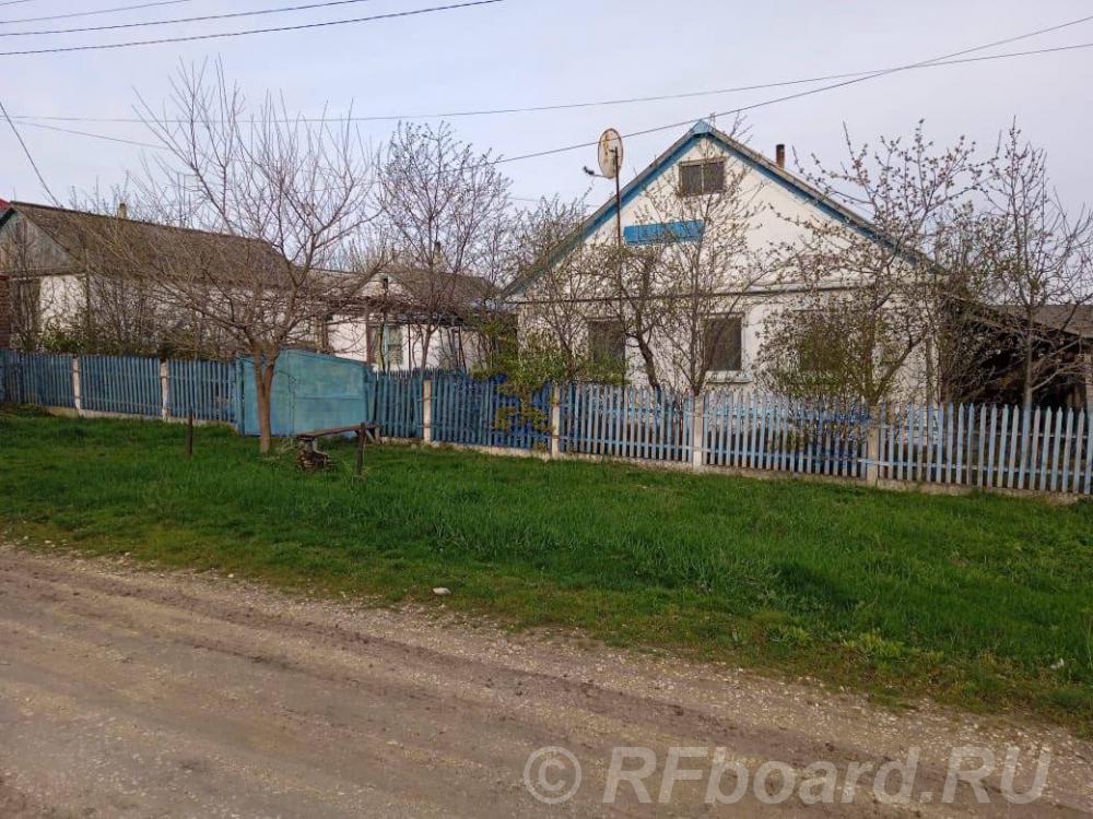 Продается  Дом  100 м2, 25,0 соток,. Крым (полуостров), Белогорский район