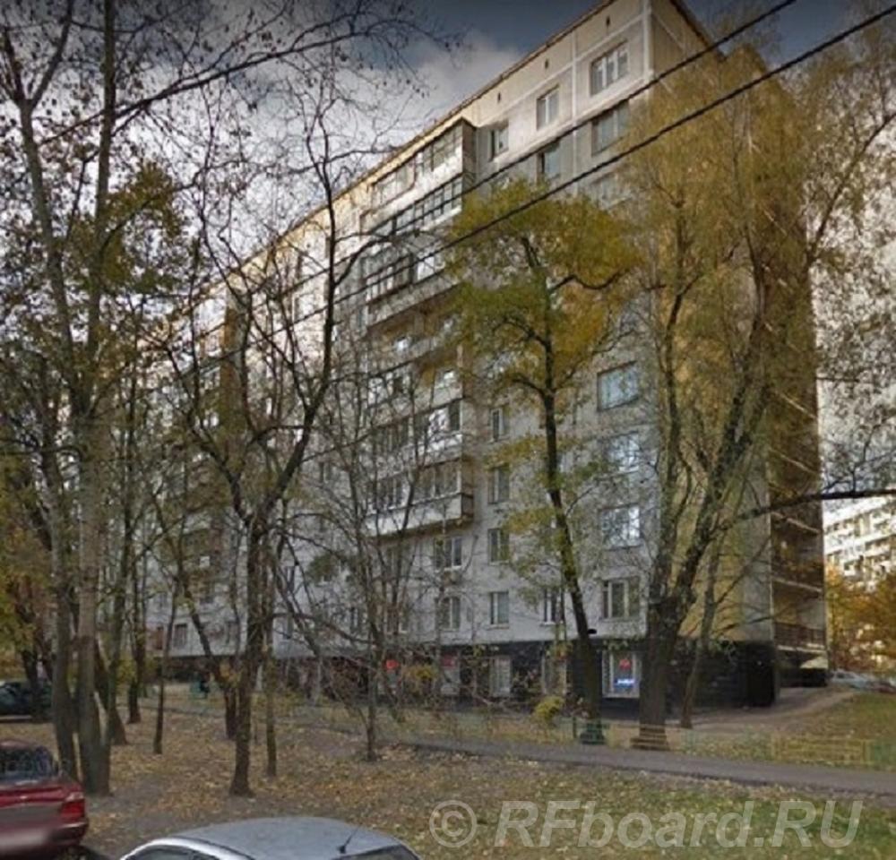 Продаю 1-комн квартиру, 27 м2, 1/9 эт..  Москва