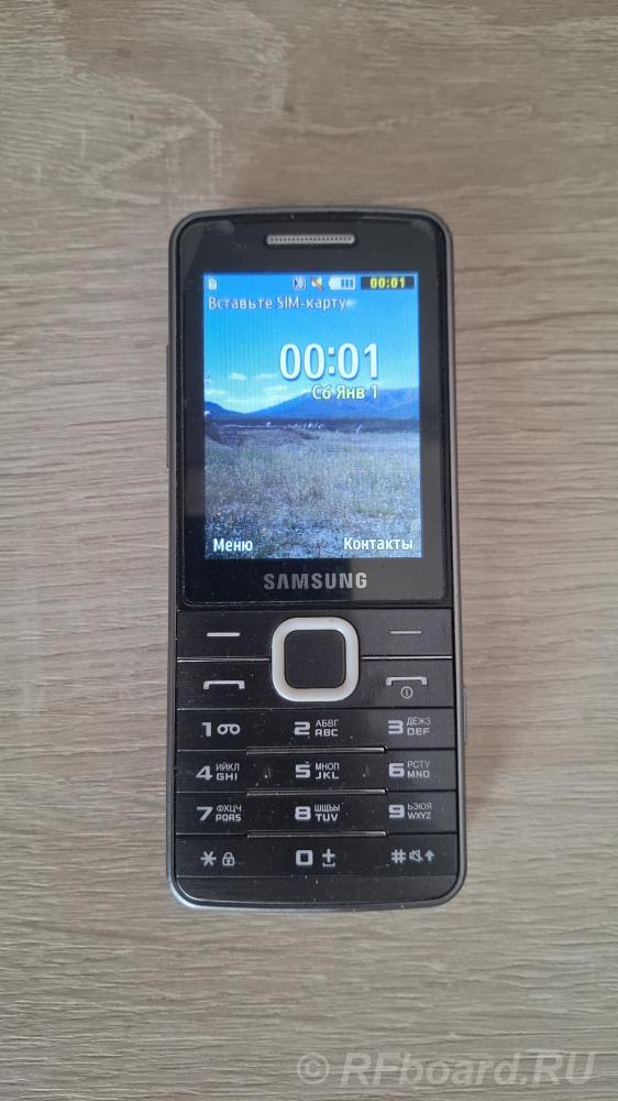 Продам телефон Samsung GT-S5610. Крым (полуостров), Симферополь (город)