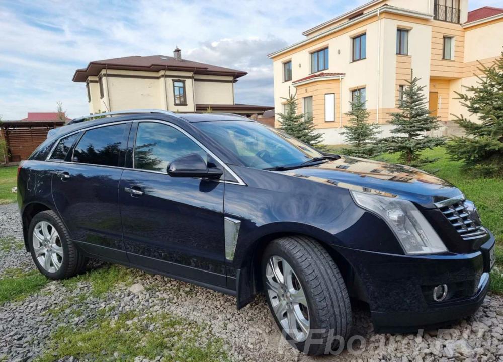 Cadillac SRX,  2013 г.. Крым (полуостров), Симферополь (город)