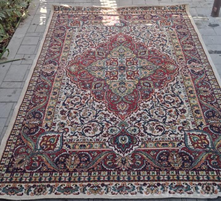 Продам ковер б-у