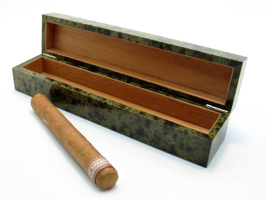 Футляр - Хьюмидор Humidor для сигар. Чистый Вердантит..  Москва