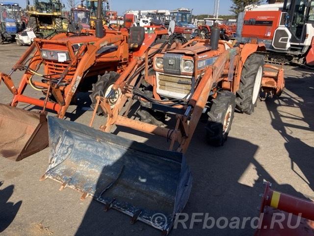 Минитрактор Kubota L2402DT КУН ковш 4х4 фреза.  Москва