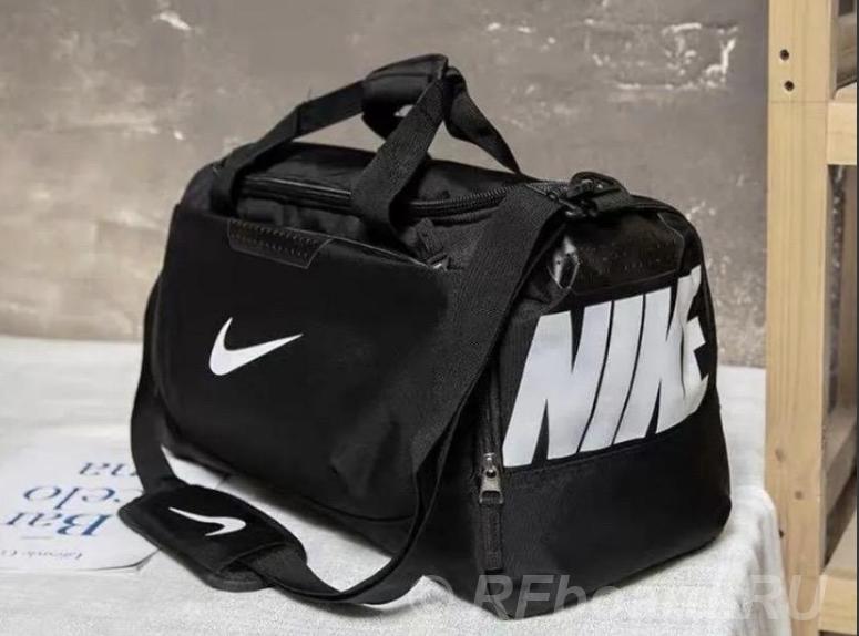 Спортивная сумка Nike. Амурская область, Архаринский район
