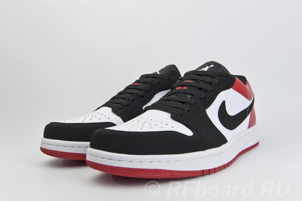 Nike Air Jordan 1 LOW Black Toe.  Москва