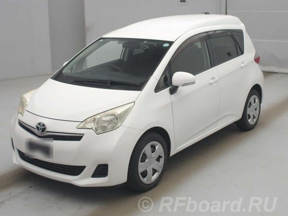 Toyota Ractis,  2011 г..  Москва